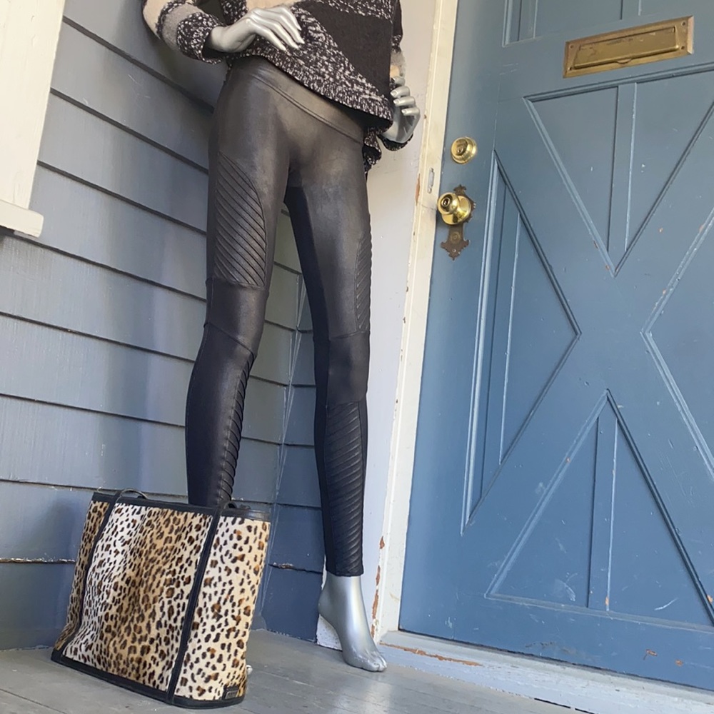 MAXX NEW YORK brown animal print faux fur tote